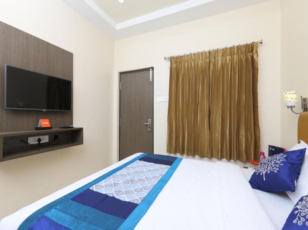 Oyo 14934 Kalyani Grand Hotel Chennai Luaran gambar